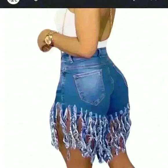 NWT JC&JQ sexy party  fringe shorts size size large - Picture 1 of 7